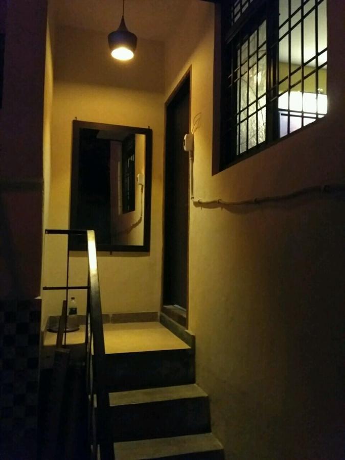 Metro House Hotel New Delhi Exterior foto